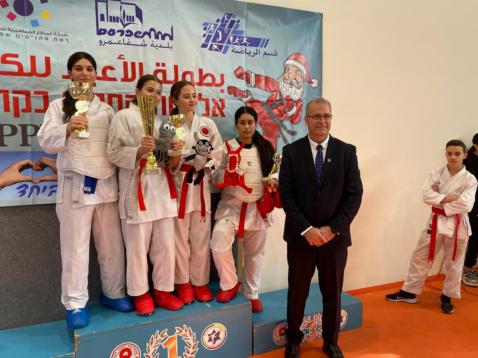 ابطال وبطلات مدرسة Hosni kai karate يشاركون في بطولة شفاعمرو القطرية